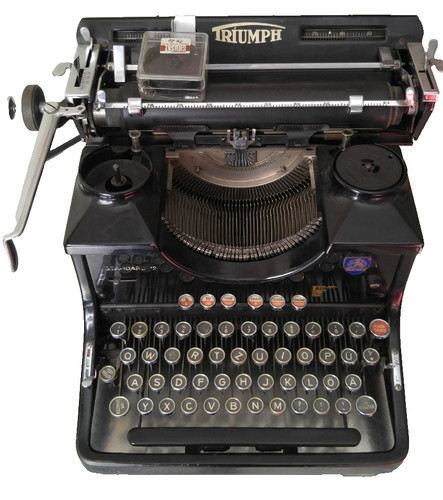 Antike schreibmaschine triumph - antike,