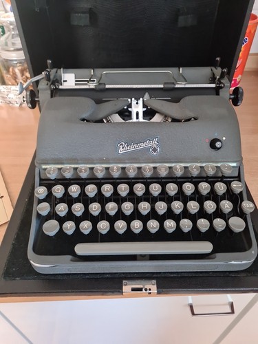 Schreibmaschine ddr - schreibmaschine,