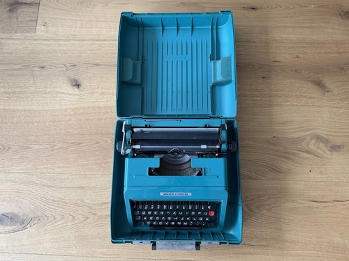 Olivetti schreibmaschine - olivetti,