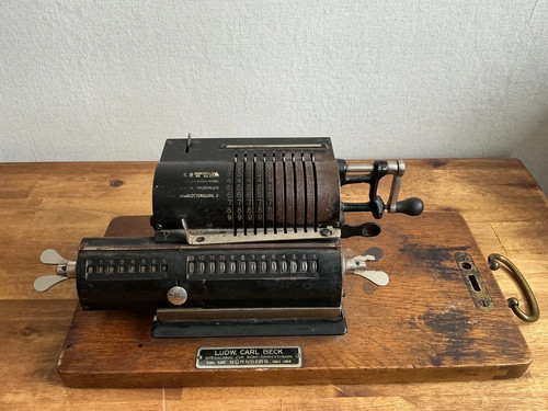 Antike rechenmaschine melitta - antike,