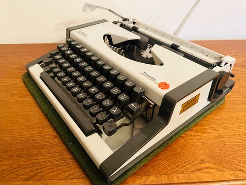 Olympia schreibmaschine - olympia,