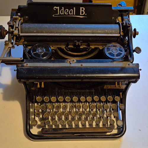 Ideal antike - ideal,